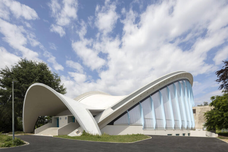 برای بازی های المپیک 2024 پاریس، Chatillon Architectes یک عرصه را بازسازی کرده است